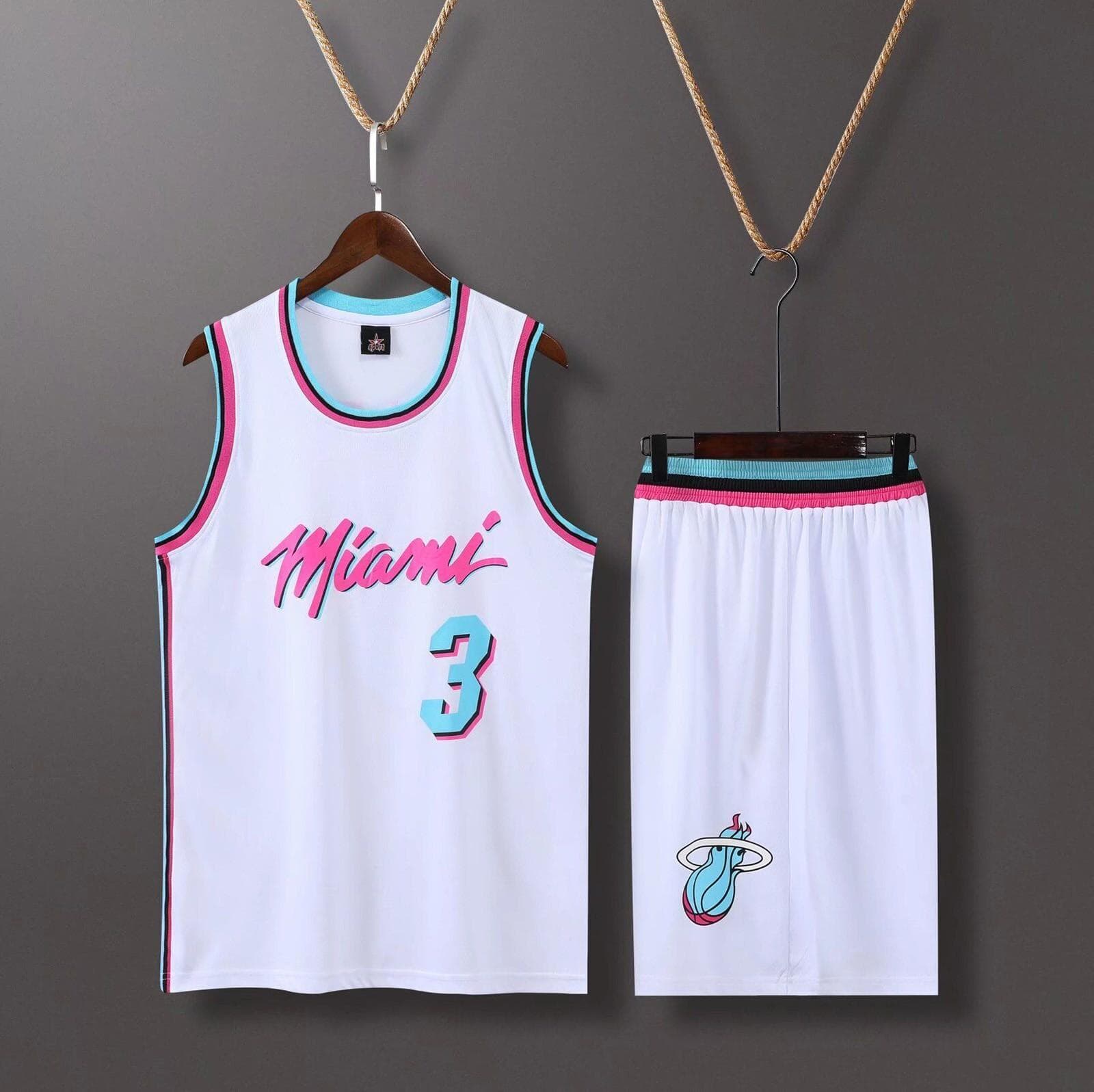 Basketball Clothes Kids Basketball Suit Classic Tops + Pants Basketball Jerseys Suit Set XS white