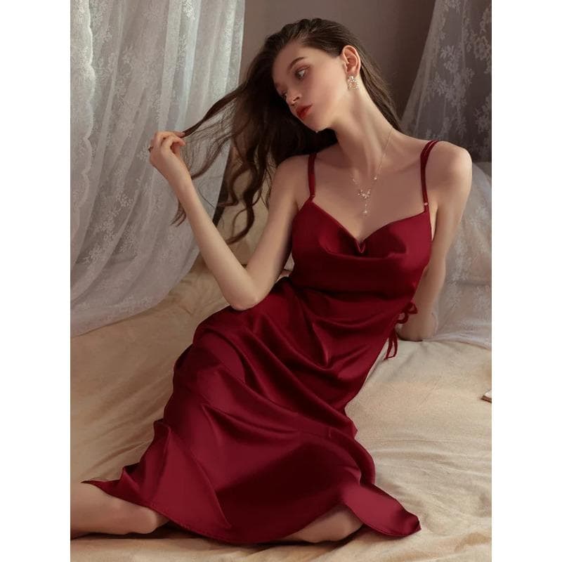 Sexy Nightgown Women's See-Through Butterfly Lace V-Neck Temptation Slim Satin Long Women's Nightgown XL red