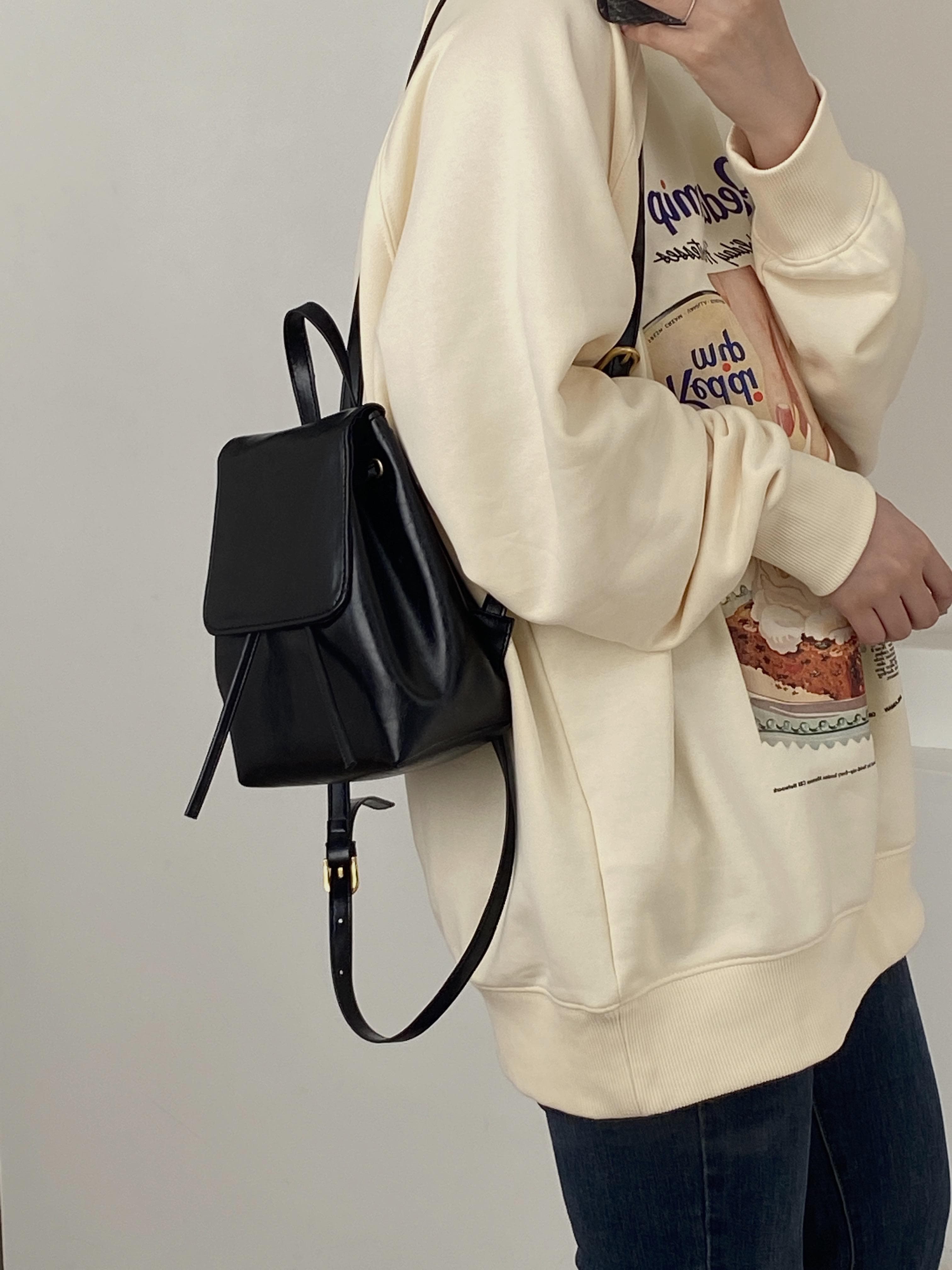 Student Backpacks, Small and Retro Brown Bags for Spring and Summer, Simple, Artistic and Versatile Single-shoulder Bags for Women 19*20*10cm black