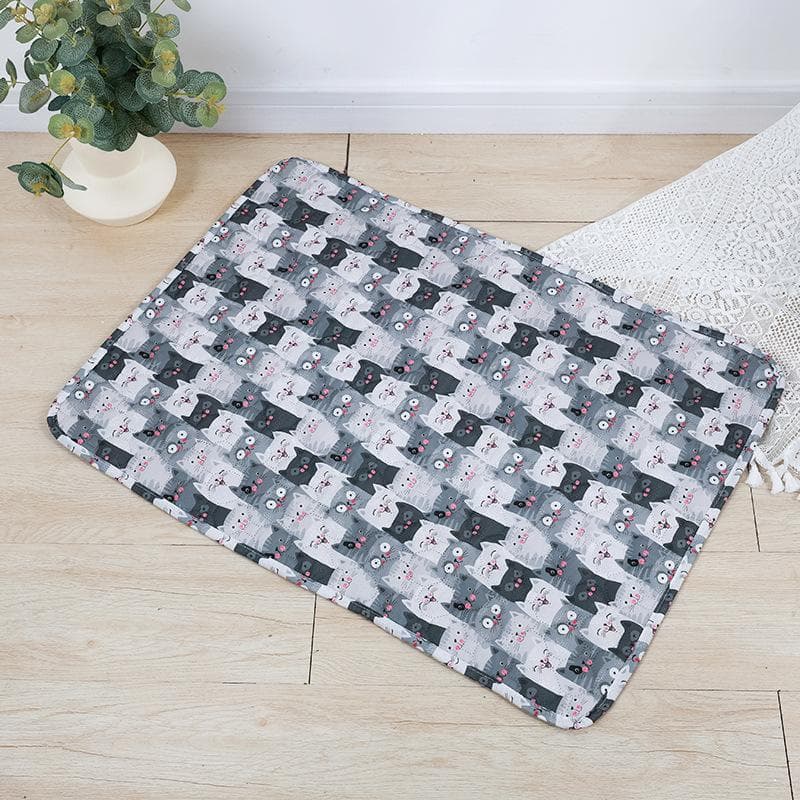 Washable Pet Pee Pad Pet Diaper Mat Reusable Mats For Dogs Dog Bed Urine Washable Dog Training Pad Four Seasons Pet Mat Cover 70X50cm