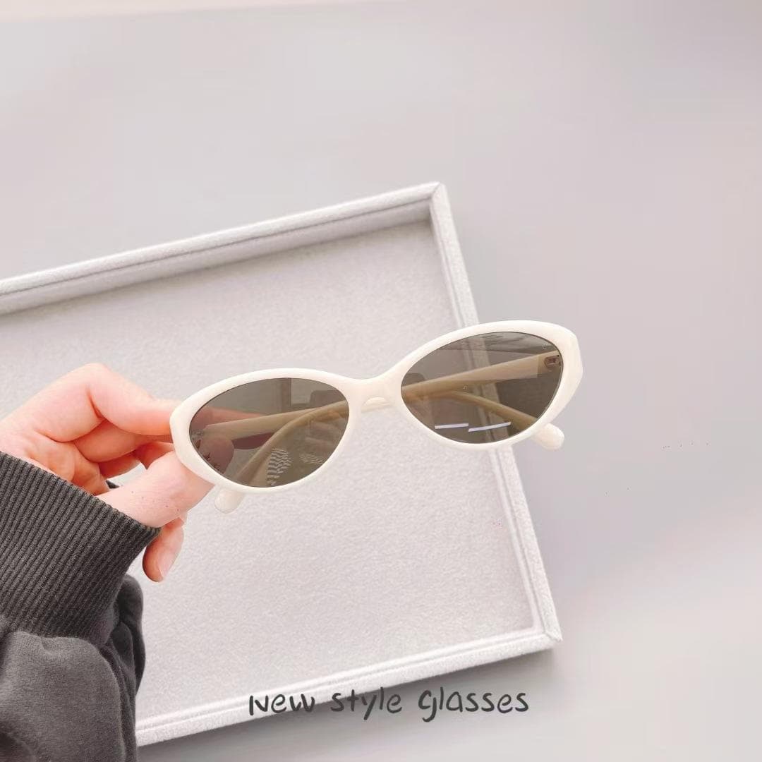 New Korean Style Oval Sunglasses Women Fashion Sun Glasses for Holiday Travelling UV Protection