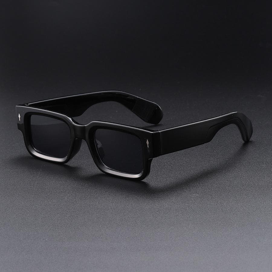 New Retro Black Square Sunglasses For Men Women Vintage Luxury Rivet Designer Sun Glasses UV400 Protection