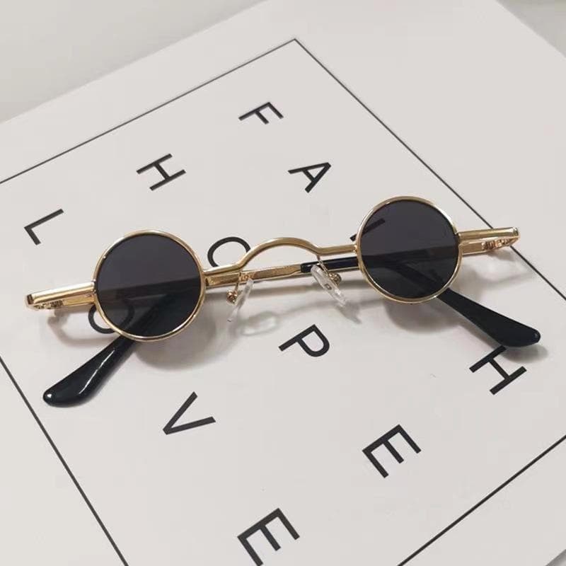Vintage Sunglasses for Men Women Retro Punk Round Metal Frame Colorful Lens UV400 Protection Fashion Eyewear Gafas Sol As shown in the figu