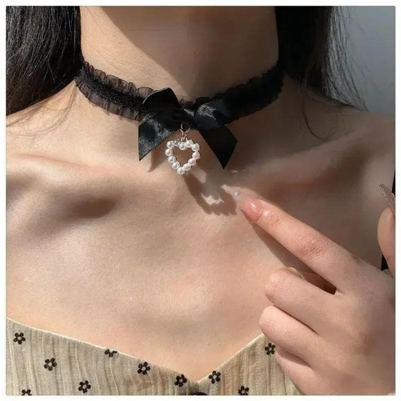 Women's Cute Collar Lolitas Handmade Vintage Lace Heart Choker For Women Gothic Bow Knot Necklace Uniform Accessories black