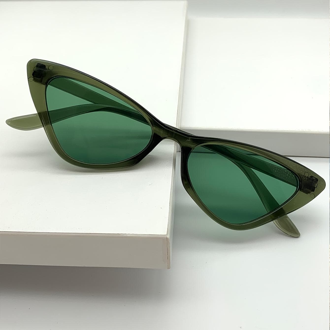 1pc Women's Cat Eye Glasses Anti-Reflective PC Lenses Durable Plastic Hinges Fashion Accessory for Casual Outfits
