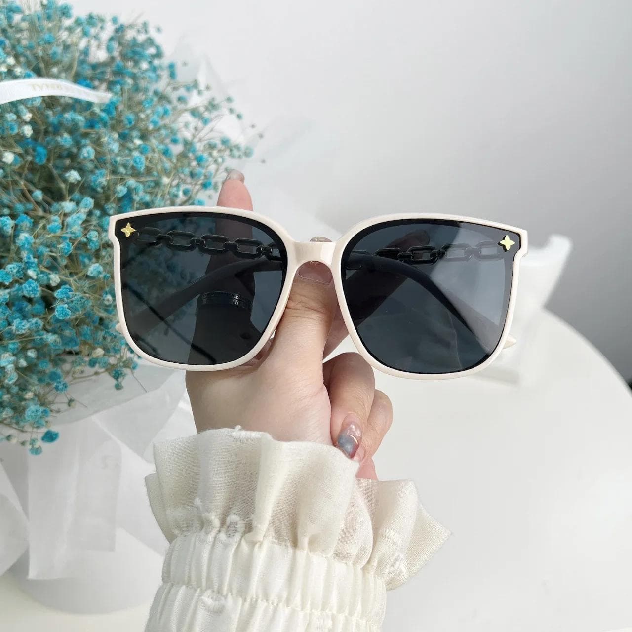 Square Sunglasses for Women Vintage Big Frame Black Mirror UV400 Polarized Travel Sun Glasses Female Fashion Eyewear 1PC