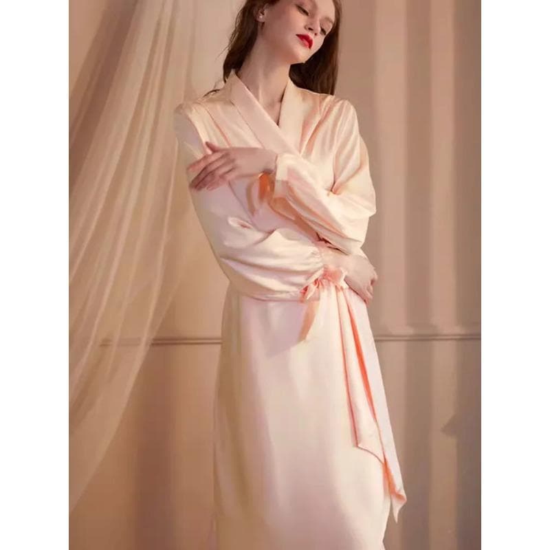 Real Silk Wedding Party Sister Team Bride Robe with Gold Letters Kimono Silk Pajamas Bridesmaid Bathrobe Mother Shower Sleepwear XL