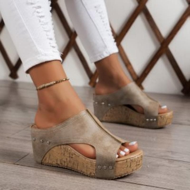 The Popular Summer Round Toe Thick-soled Shoes Roman Sandals and Women's Large-sized Fish-mouthed Sponge Slippers 36 beige