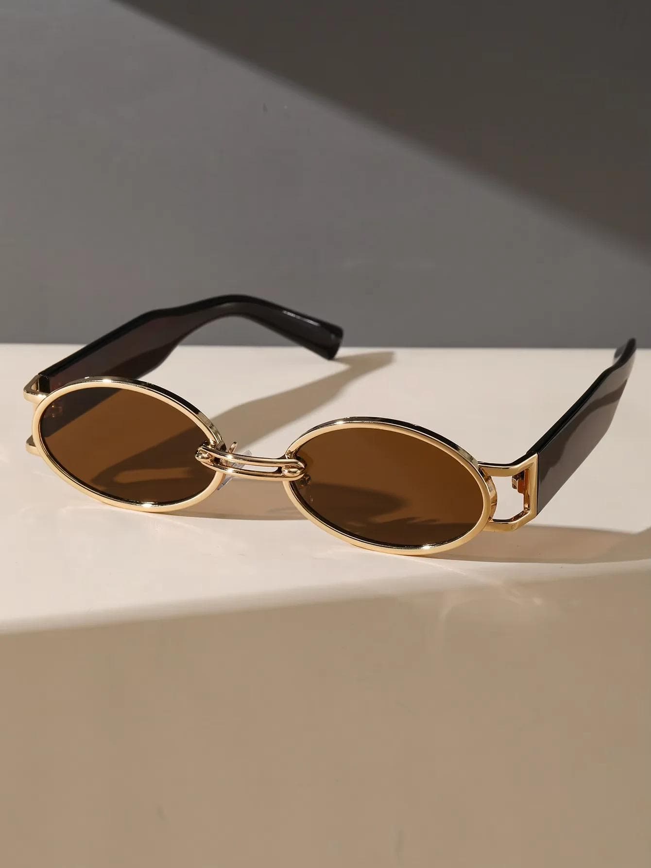 1PC Unisex Plastic Fashion Oval Sunglasses UV Protection for Street Photography Beach Travel Party Driving