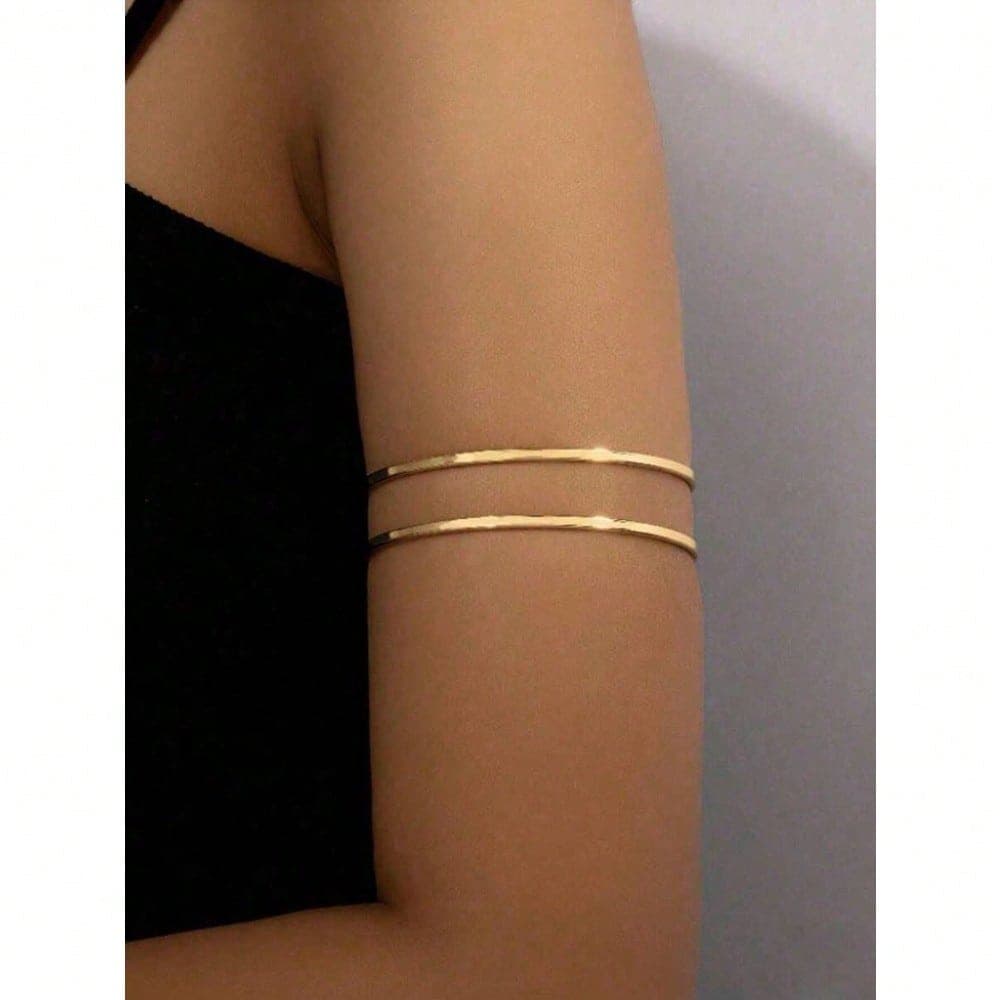 1pc Fashionable Geometric Hollow Out Wire Opening Armband, Exaggerated & Unique one-size gold