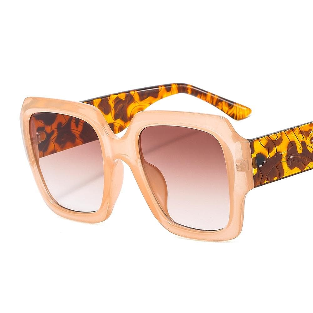 New Square Carve Patterns Sunglasses Women Vintage Designer Female Sun Glasses Men Shades Luxury Brand UV400 as picture