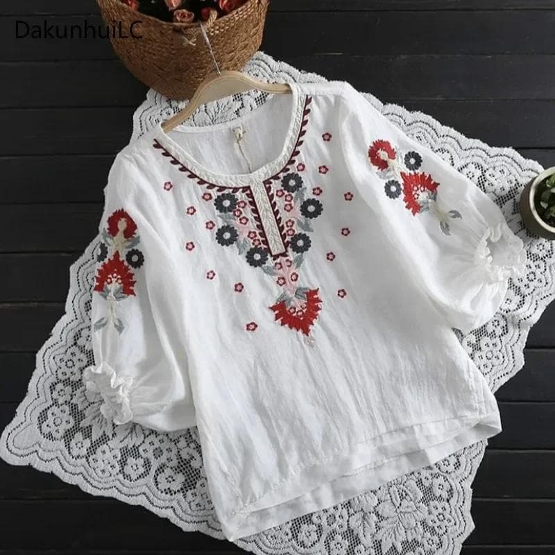Blusas Femininas Summer Women Blouse Shirt Mori Girl Sweet Flower Embroidery Lantern Sleeve Cotton Linen Blouse Tops Female M white
