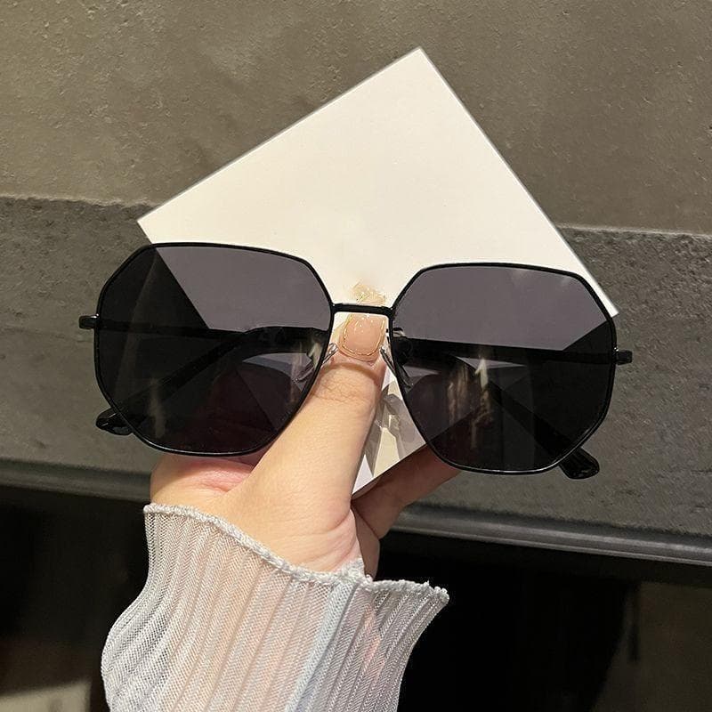 New Retro Men Women Driving Sunglasses UV400 Metal Frame Spring Leg Eyeglasses Outdoor Sports Gafas De Sol 1PC