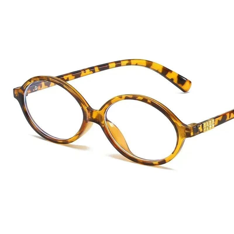 New Oval Sunglasses Women Fashion Black Small Frame Retro Clear Lenses UV400 Protection Trendy Eyewear 1PC