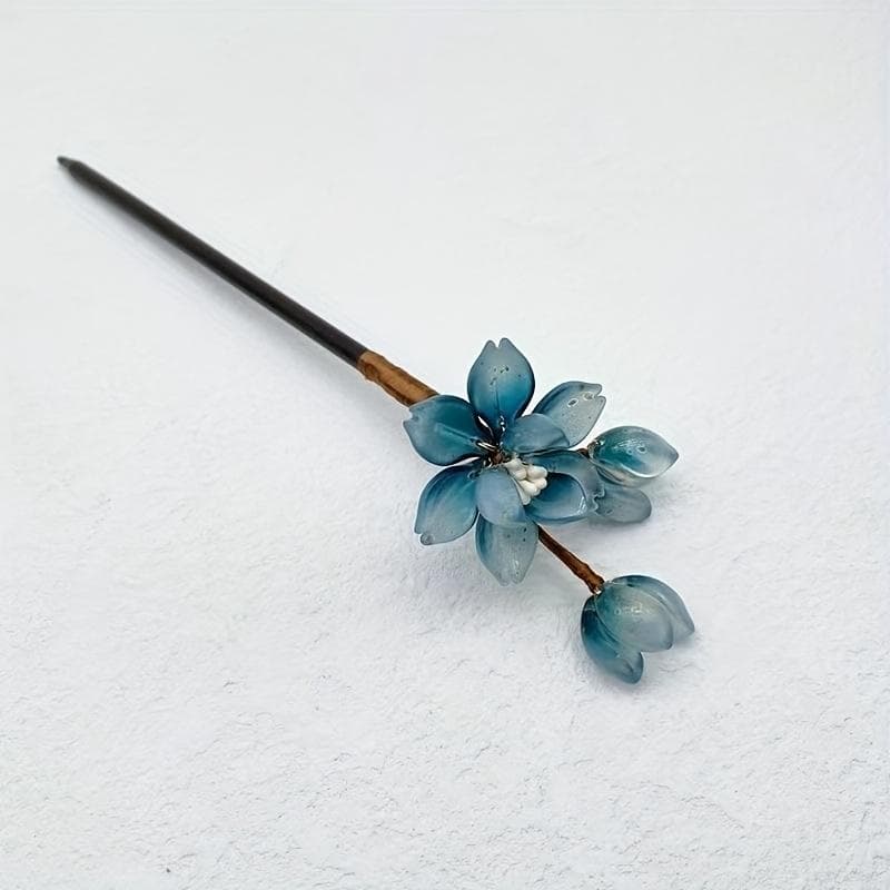 Traditional Ink Wash Style Hairpin with Blue And White Glass Flowers, Suitable for Everyday Updos 1pc
