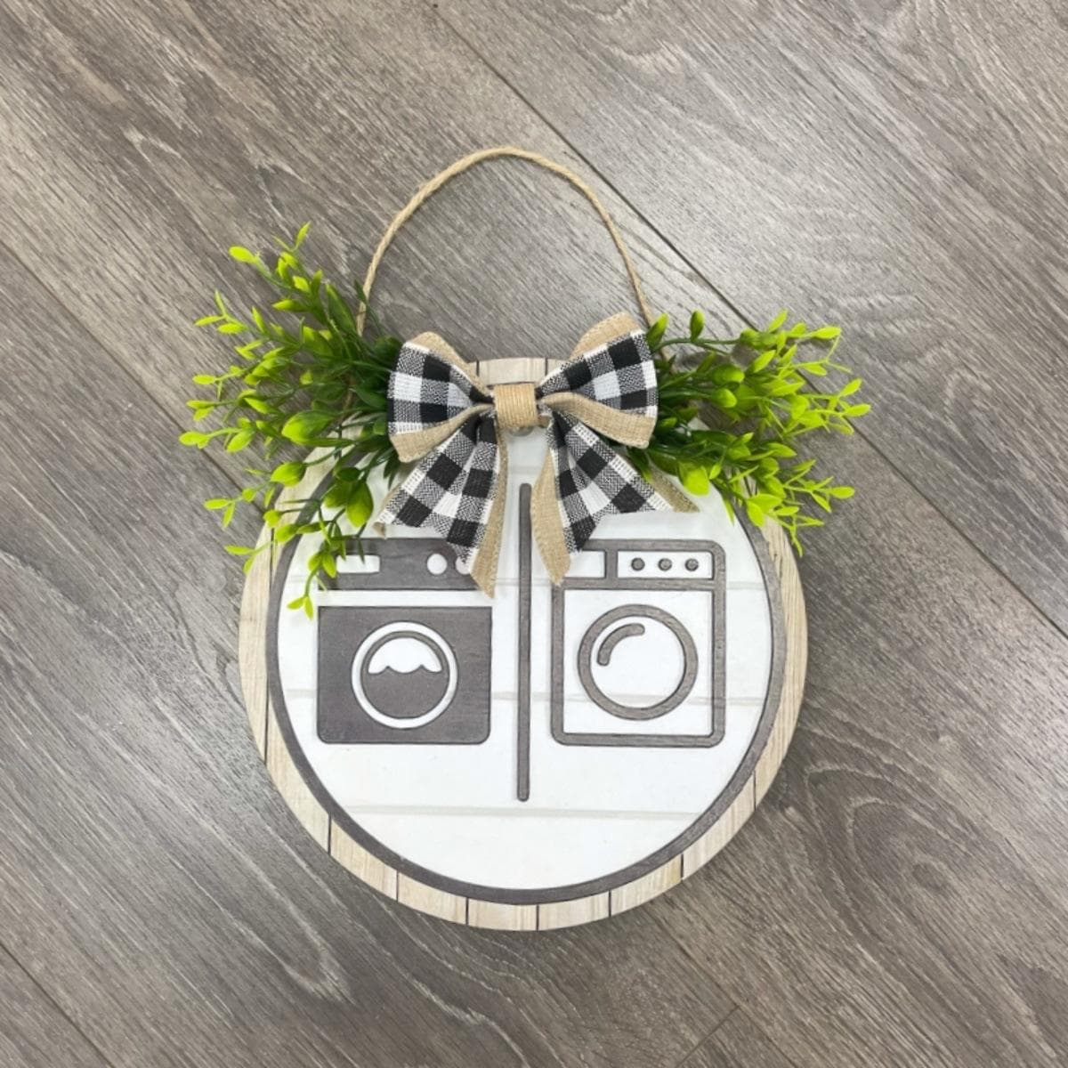 Wooden,Toilet Gender Hanging Sign,Bathroom Decorative Signage,Wall Hanging,Farmhouse Decorative Sign,Coffee Shop,Restaurant,Bar Decorative Signage 23*23*3