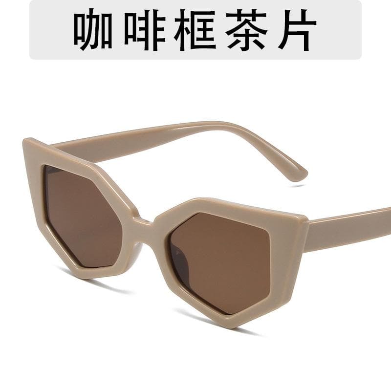 Fashionable Cat Eye Sunglasses for Women Small Tortoiseshell Frame Hip Hop Style Sun Glasses