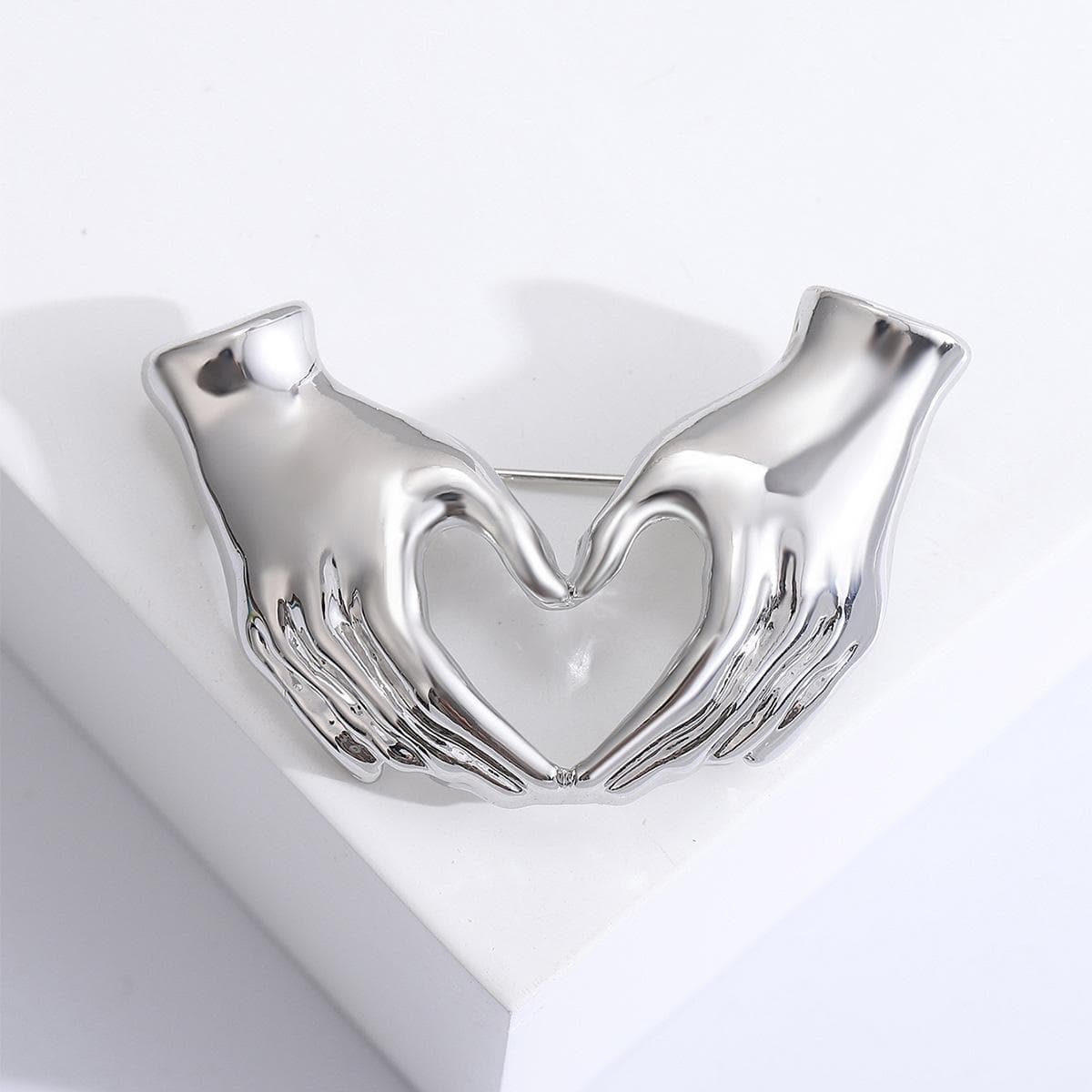 Wuli&baby Hand Pose Heart Brooches For Women Unisex 2-color Love Office Causal Brooch Pins Gifts silver
