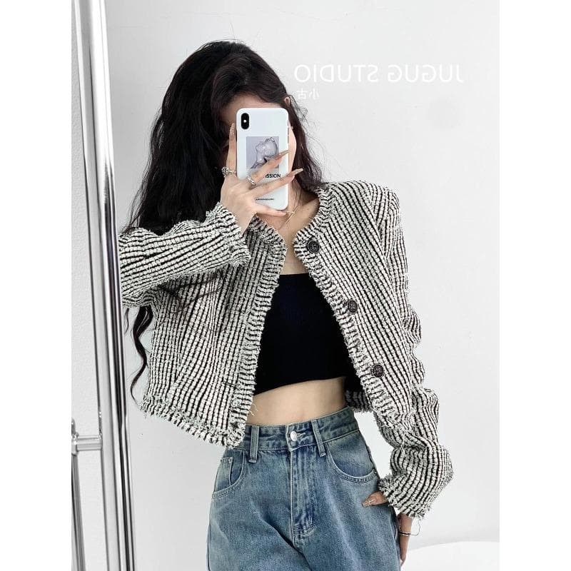 Xiaoxiangfeng Short Style Autumn New Short Round Neck Knitted Cardigan Jacket Loose Temperament Street Jacket Tops for Women One size