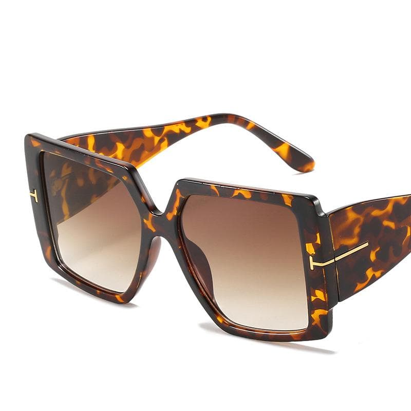 Vintage Oversized Square Gradient Sun Glasses Women Luxury Brand Fashion Large Frame Sunglasses Outdoor UV Protection
