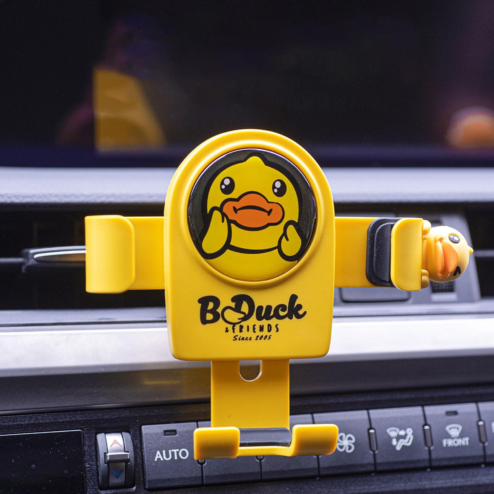Car Phone Mount Cute Catoon Pattern Stable Vent Design Heat Dissipation Car Phone Holder with Soft yellow