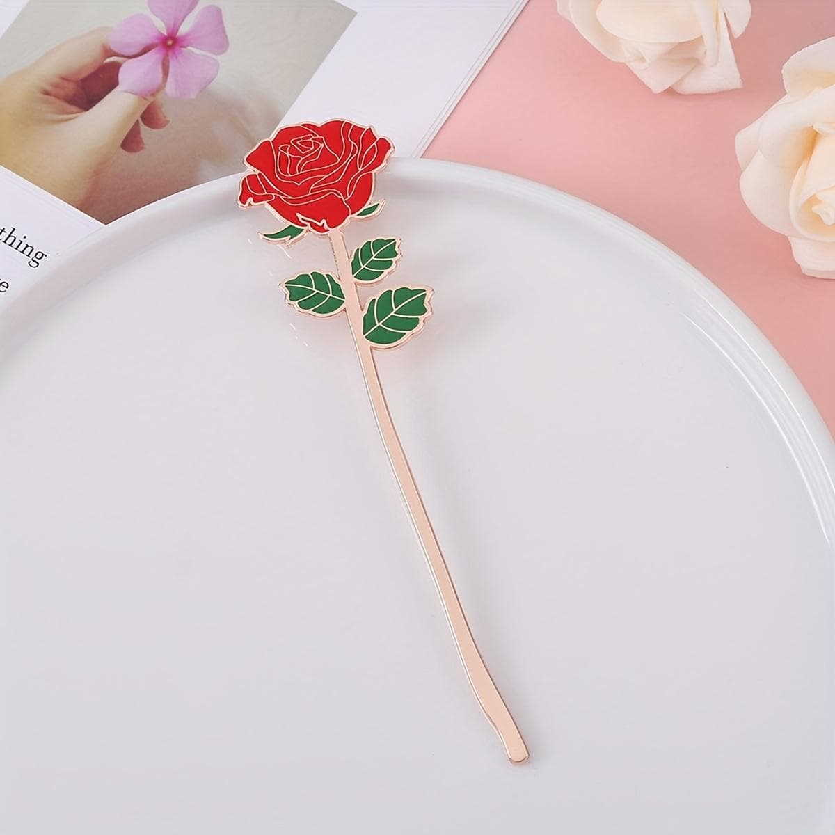 Exquisite Metal Rose Bookmark Keeps Your Book In Style Thoughtful Gift for Friends, Versatile Home School Office Accessor red