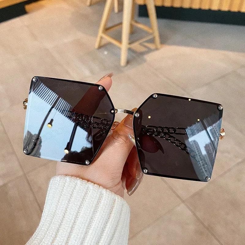 Vintage Square Sunglasses Women Retro Oversized Chain Sun Glasses Men Punk Eyewear Gradient Unisex Shades