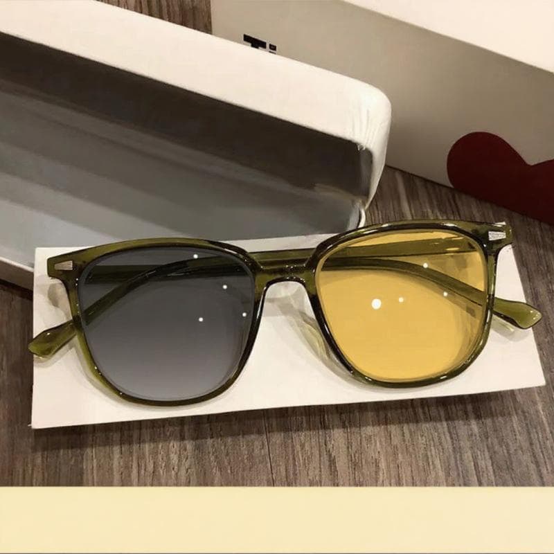 Classic Square Photochromic Night Vision Glasses for Women Men UV Protection Day Night Driving Eyewear -4.0