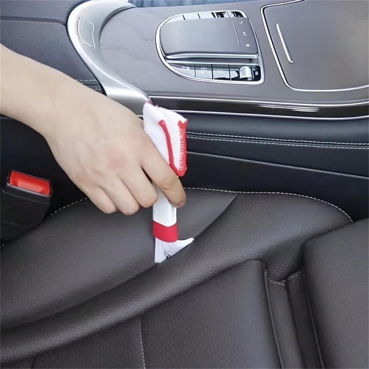 1pc Double-Headed Brush, Car Air Vent Brush, Air Conditioner Vent Cleaning Cloth, Hot Selling Car Interior Cleaning Products one-size red