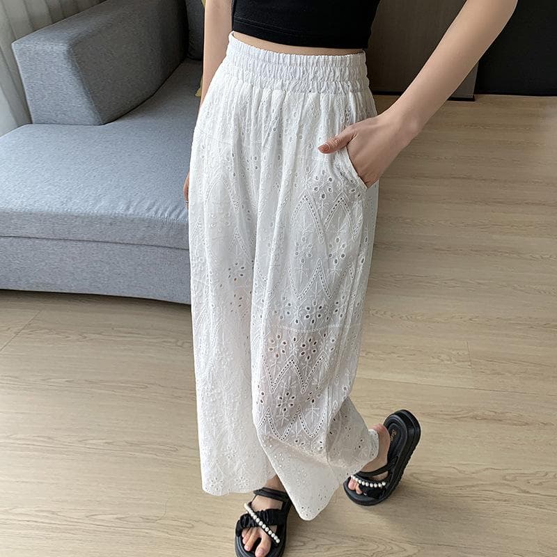 Narrow Version Straight Wide-leg Pants for Women In Summer Loose and Slim White Embroidered Hollow Casual and Versatile Nine-point Cool Pants 2XL white