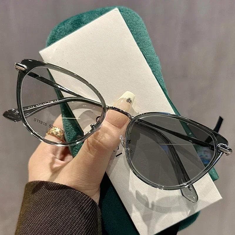 Intelligent Photochromic Anti UV Sunglasses Women Men Luxury Color Changing Cat Eye Frame Prescription Glasses 0