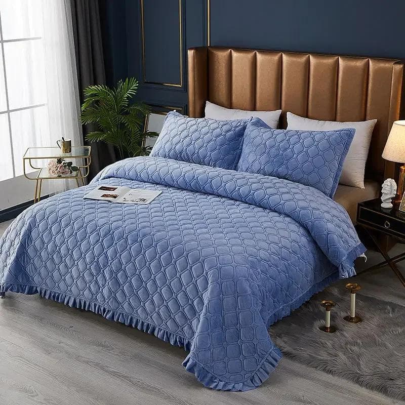 Thickened Bedspread Solid Colour Crystal Velvet Bed Cover Cotton-Padded Quilted Non Slip Sheet Blanket Children Queen Bedding 150x200cm 1pc