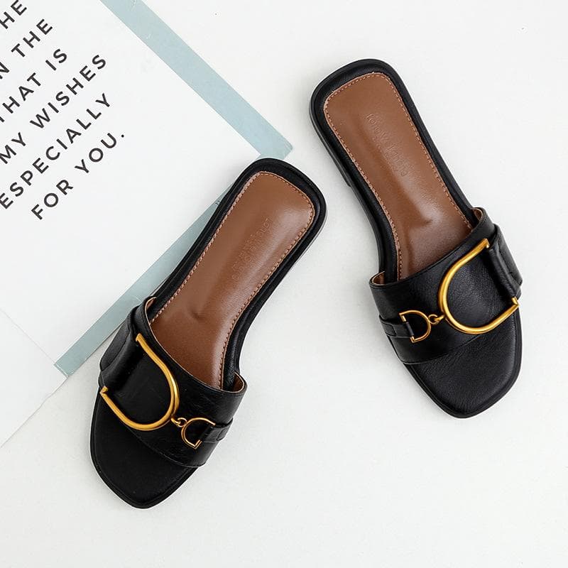 2024 Chic Ladies Summer Sandals: Fashionable Flat Flip Flops for Outdoor Wear 42 black