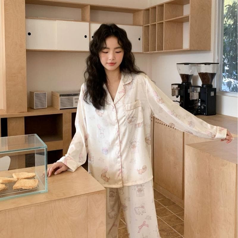 Pink Teddy Bear Pajamas with A Girlish Vibe, Korean Style Sweet Imitation Silk, Spring New Home Wear with Thin Lapels XL white