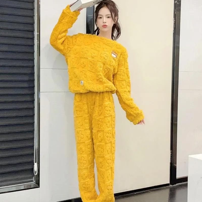 Warm Winter Pajamas Thickened Winter Student Pajamas Two-Piece Set of Pure Velvet Warm Long-Sleeved Trousers Pajama Woman Winter One size