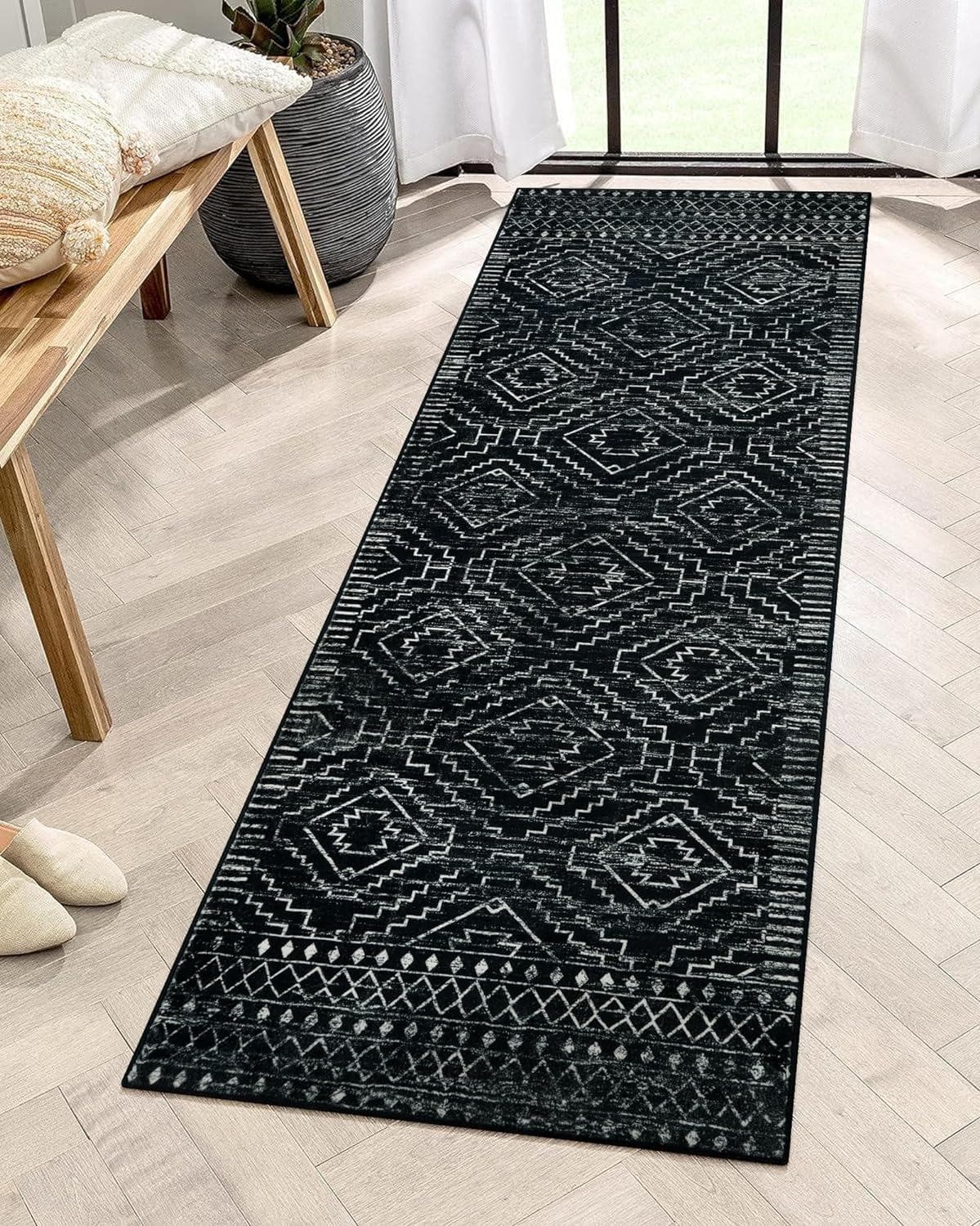 Moroccan Style Carpet for Living Room Retro Washable Farmhouse Bedroom Black Boho Non-Slip Floor Mat Soft Rug for Kitchen Entry 40x60cm