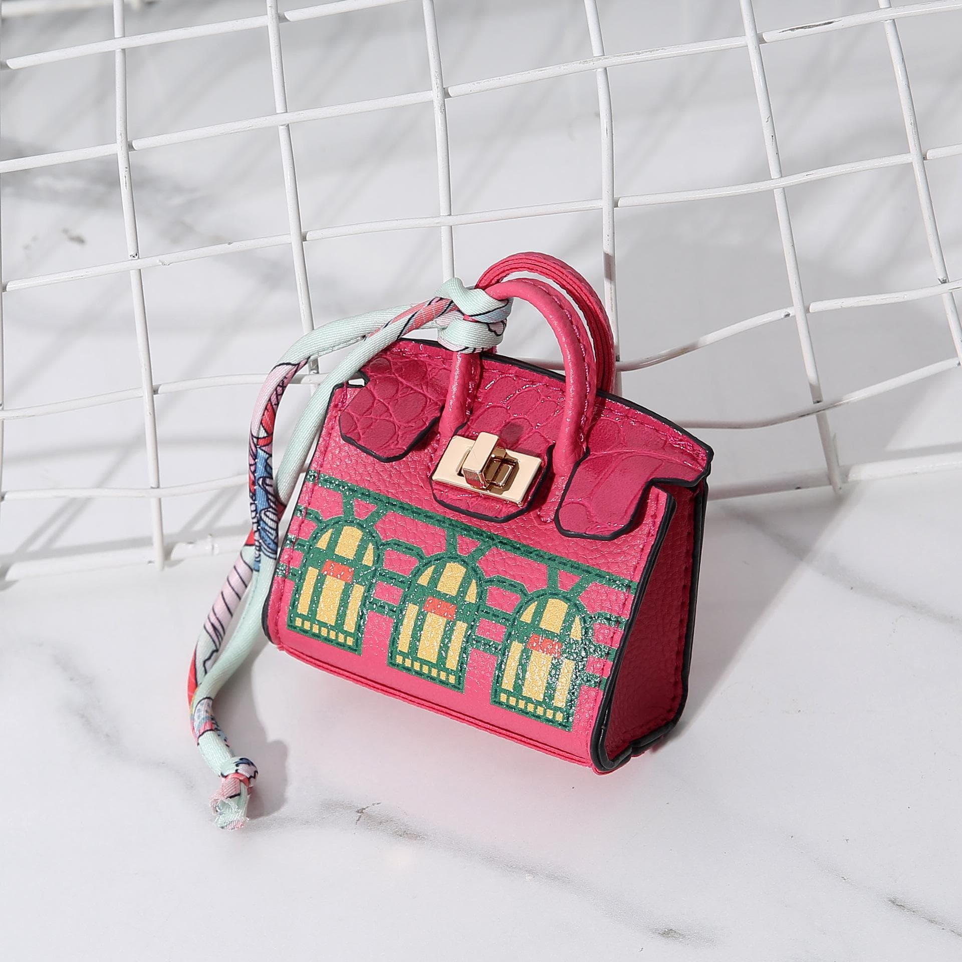 Mini Bag Pendant House Small Bag New Fashion Pendant Mouth Red Envelope Earphones Charter Key red