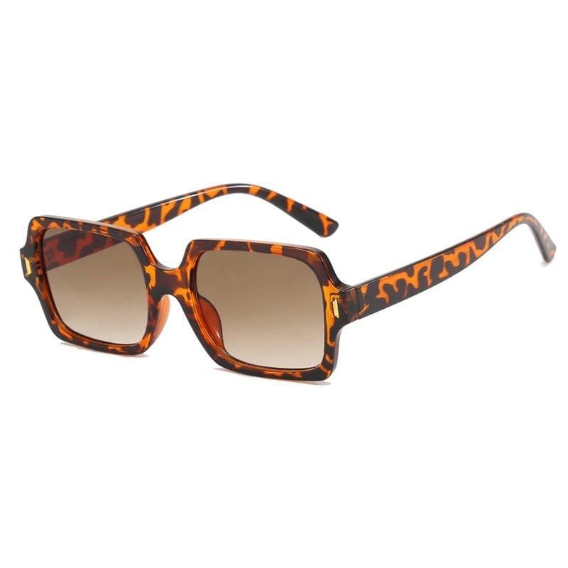 Vintage Square Sunglasses Women Retro Gradient Brown Rectangle Frame Designer Style Eyewear Oculos De Sol Female Sun Glasses only 1pcs sunglasses