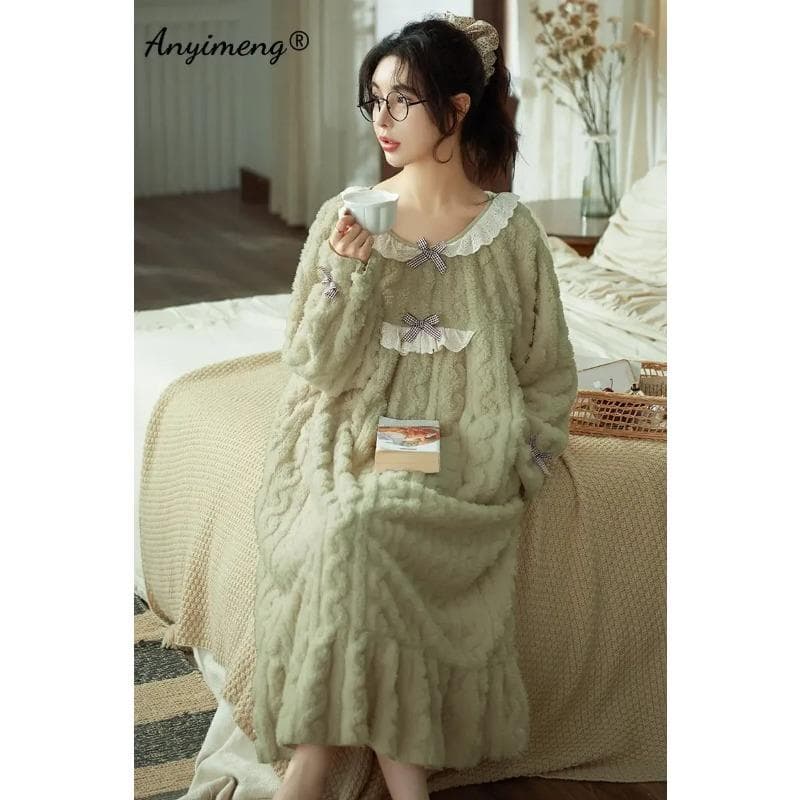 Elegant Woman Winter Nightgowns Jacquard Velvet Long Sleeve Lady Nightdress M-4XL Mid-Calf Plus Size Women Thermal Nightgown M