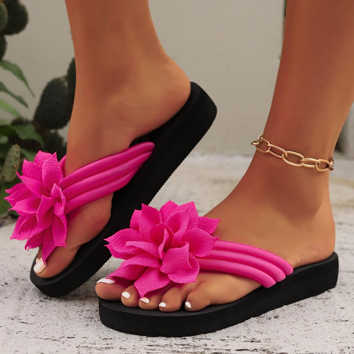 Women's Floral Flip-Flops Summer Beach Sandals Comfortable EVA Flat Open-Toe Slip-On Vacation Footwear 40 rose red