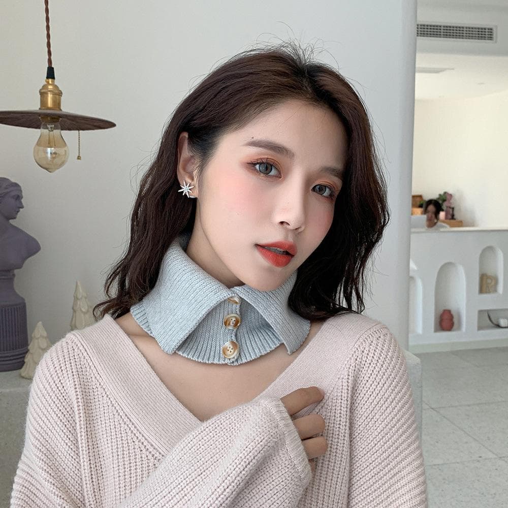 Women's Knitted Button Faux Collar Pullover Scarf - Versatile Sweater Accessory for Spring, Autumn, and Winter 4-button mock collar light grey