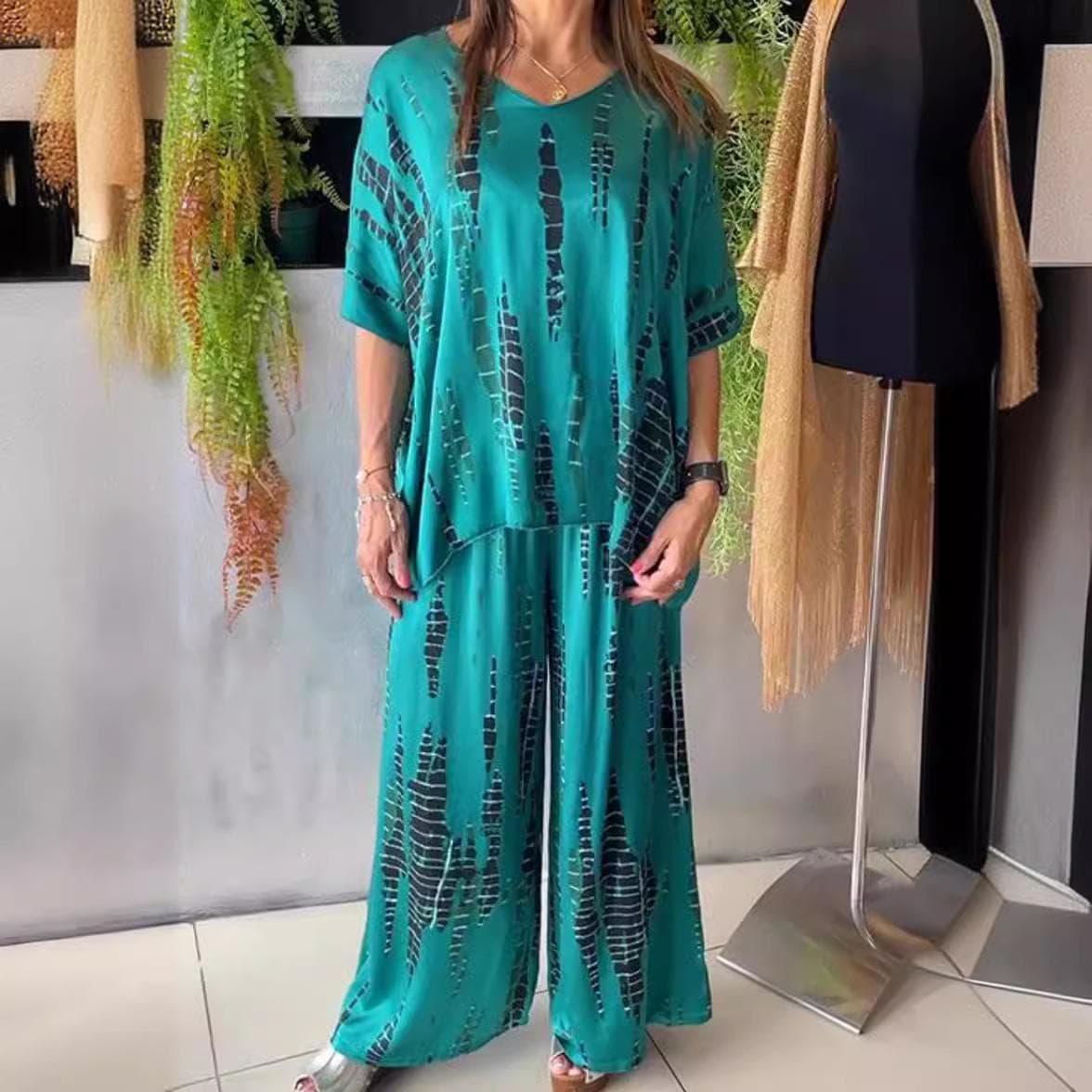Women Full Sleeved Floral Printed Holiday Loose Suit Set S blue