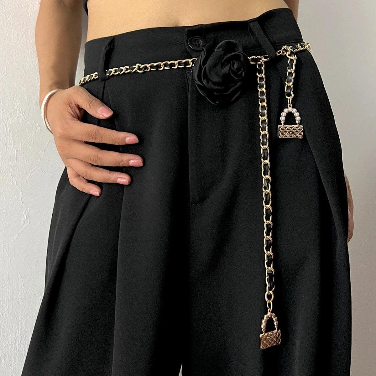 Fashion Flower Gold Chain Belt Female Waist Adjustable Punk Silver Metal Belts For Women High Quality Luxury Dress Pant Chains 110x1cm black