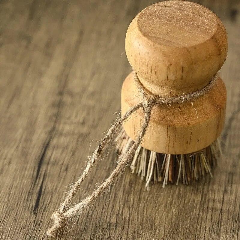 Kitchen dish brush Wooden handle and sisal coconut Multifunctional cleaning tools kitchen scrubbing brush brown