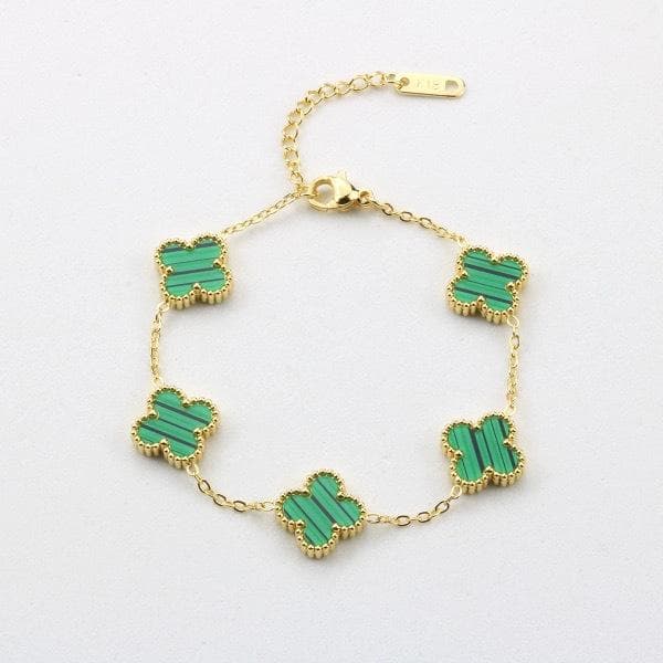 Korean-Style Stainless Steel Clover Bracelet: Fashionable, Versatile, Non-Fading Titanium Steel for Women 18K