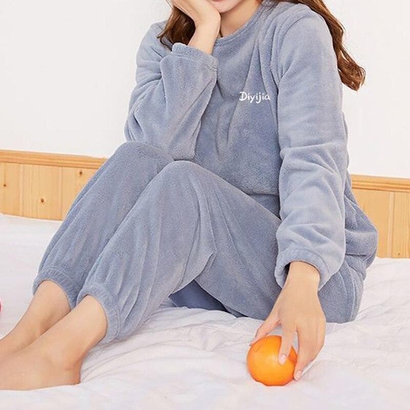 Women Velvet Pajama Set Loose Top And Elastic Waist Pants Home Casual Warm Woolen Suit Women Fleece Sets Winter 2023 One Size blue
