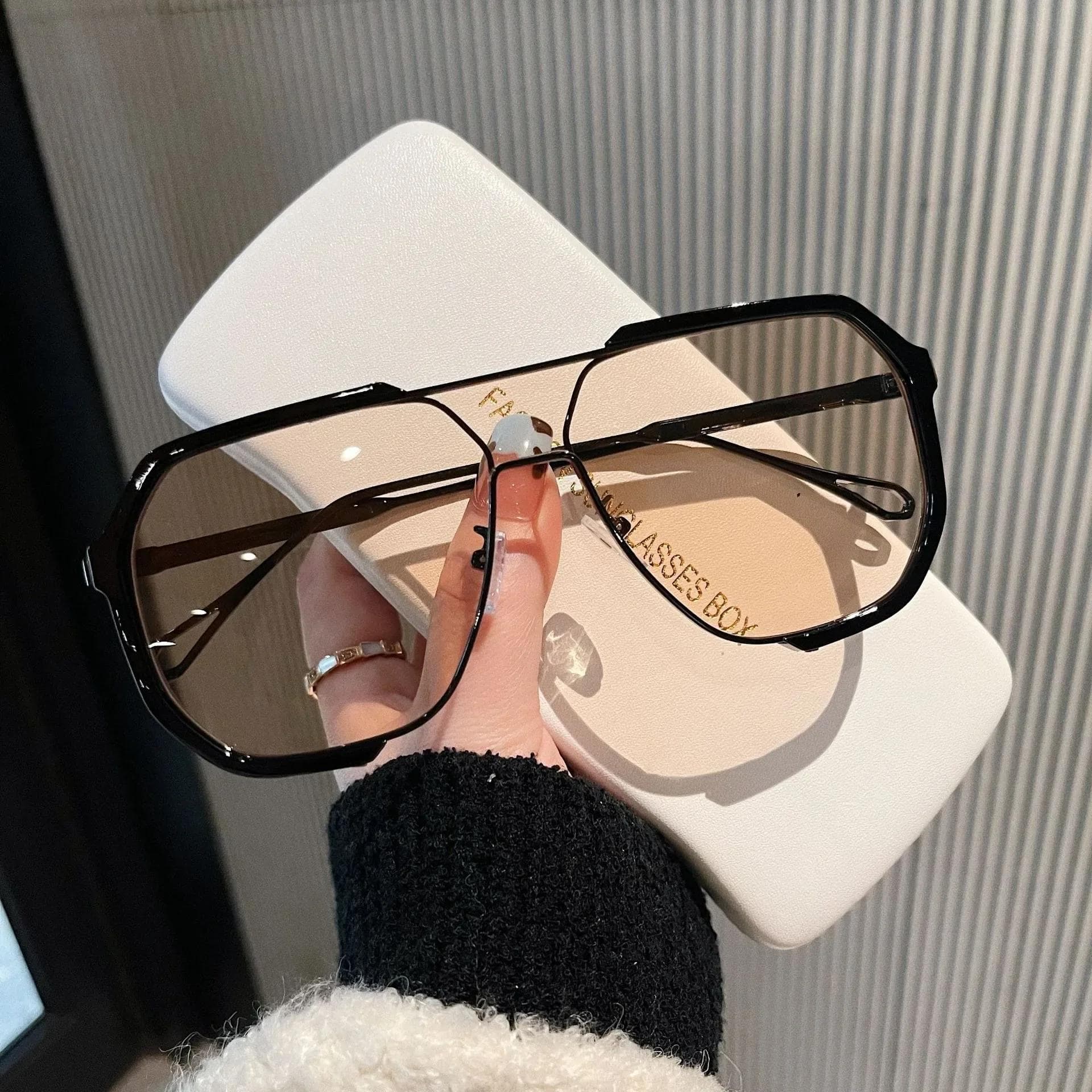 Europe US Fashion Double Beam Large Frame Polygon Sunglasses Trendy Concave Design UV Protection