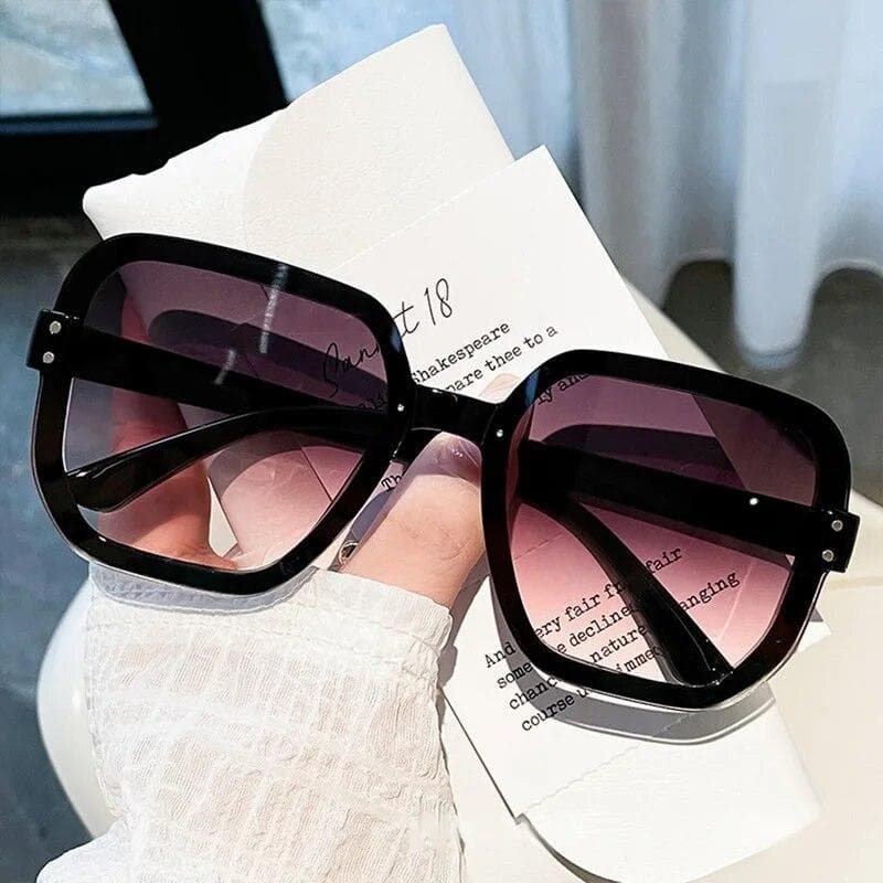 Fashion Vintage Big Square Frame Sunglasses Summer Gradient Retro UV400 Sun Shade Eyewear Modern Outdoor Travel Sun Glasses