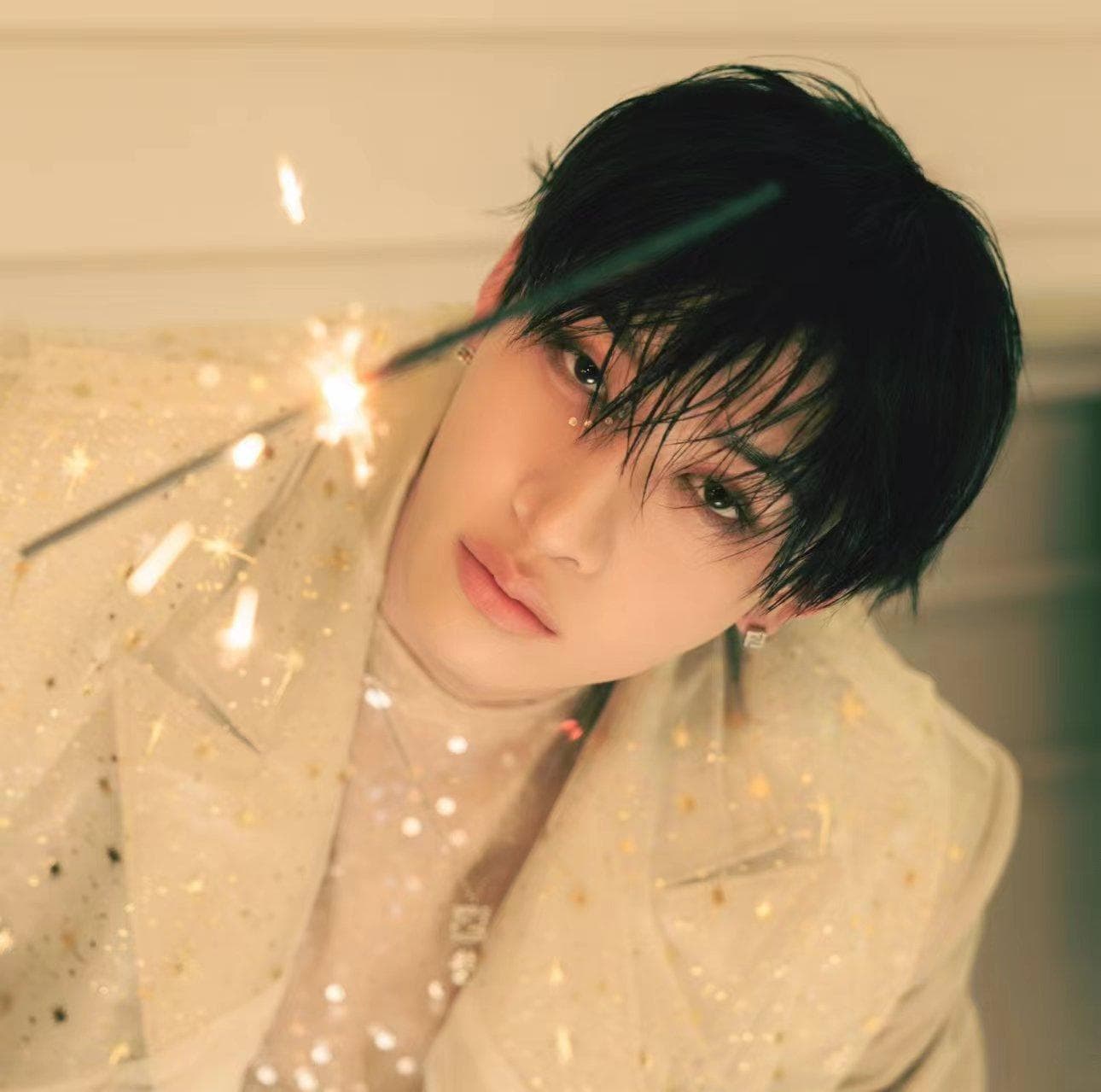Stray Kids – Hollow (Fan Club) Japan 3rd Mini Album Bangchan