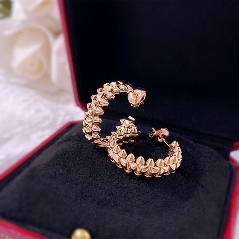 High Quality Fashionable Bullet Rivet C-Shaped Stud Earrings Temperament Personalized Earrings Earrings